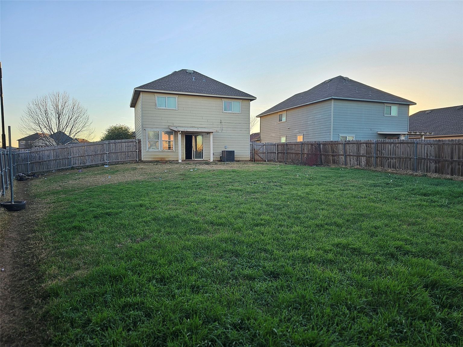237 Crescent Ridge Dr Fort Worth, TX 76140 | Single Family