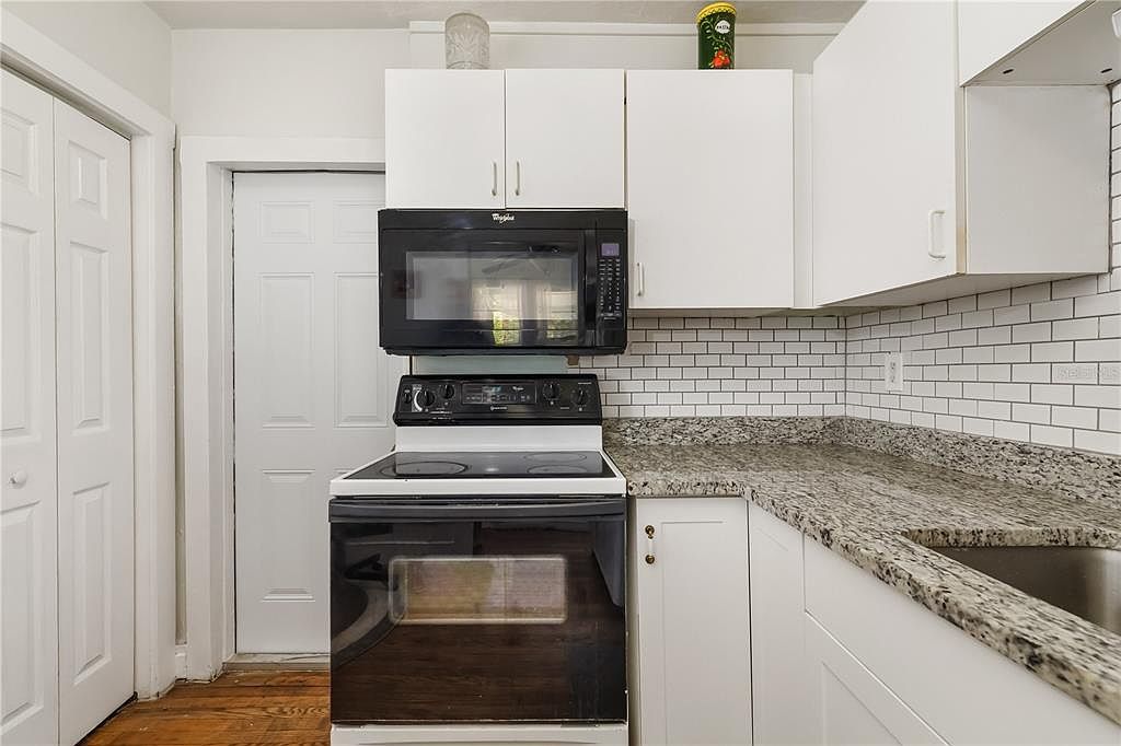 1603 17th St W Bradenton, FL 34205  | Single Family