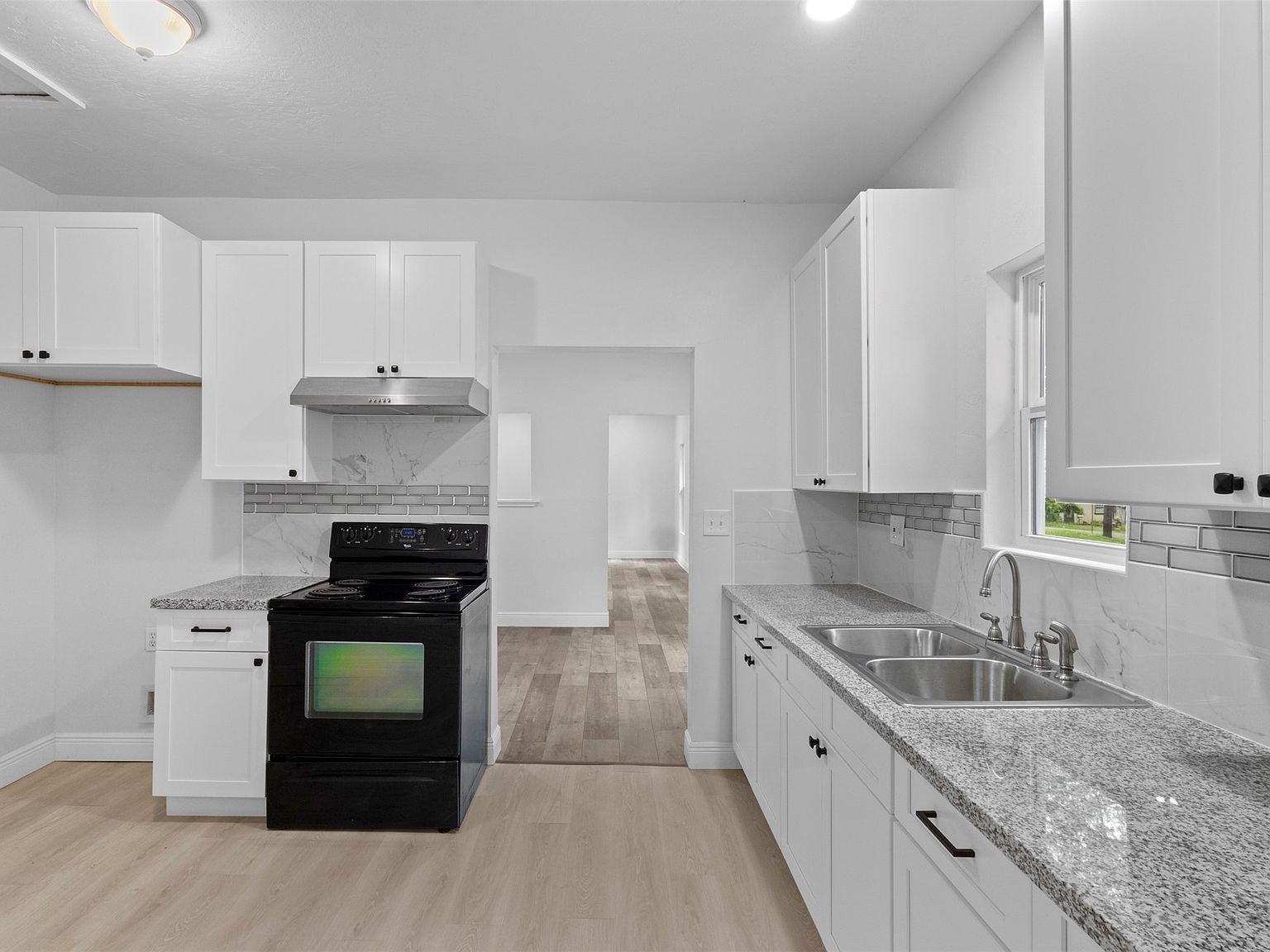 1017 E Washington St Paris, TX 75460  | Single Family