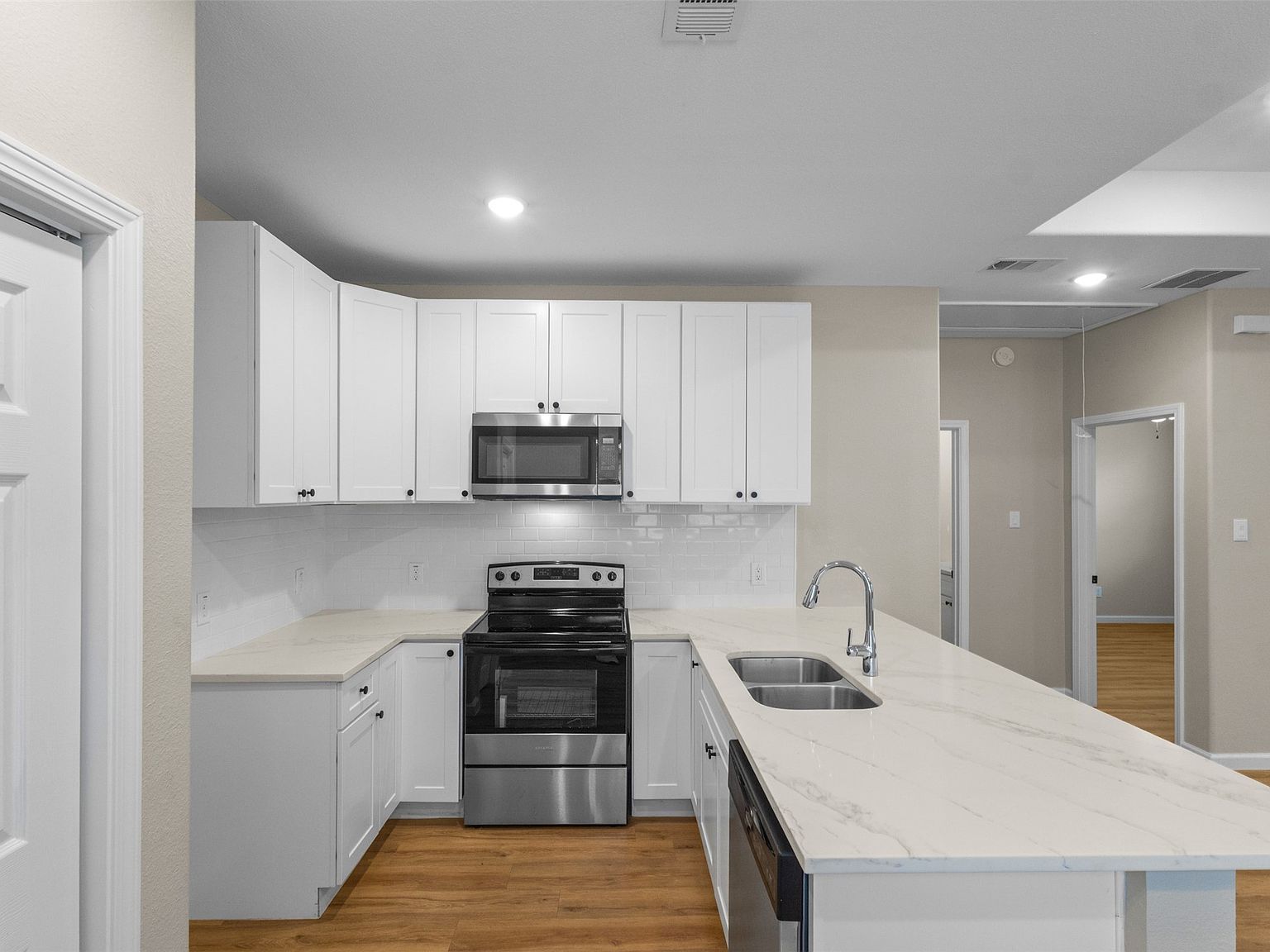 913 W Sherman St Paris, TX 75460 | Single Family