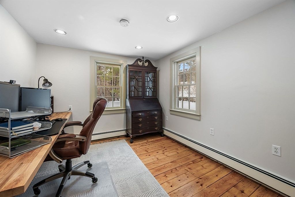 499 Main St Boxford, MA 01921 | Single Family