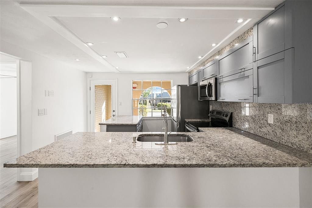 4127 Stratford Dr #4127 New Pt Richey, FL 34652  | Condominium