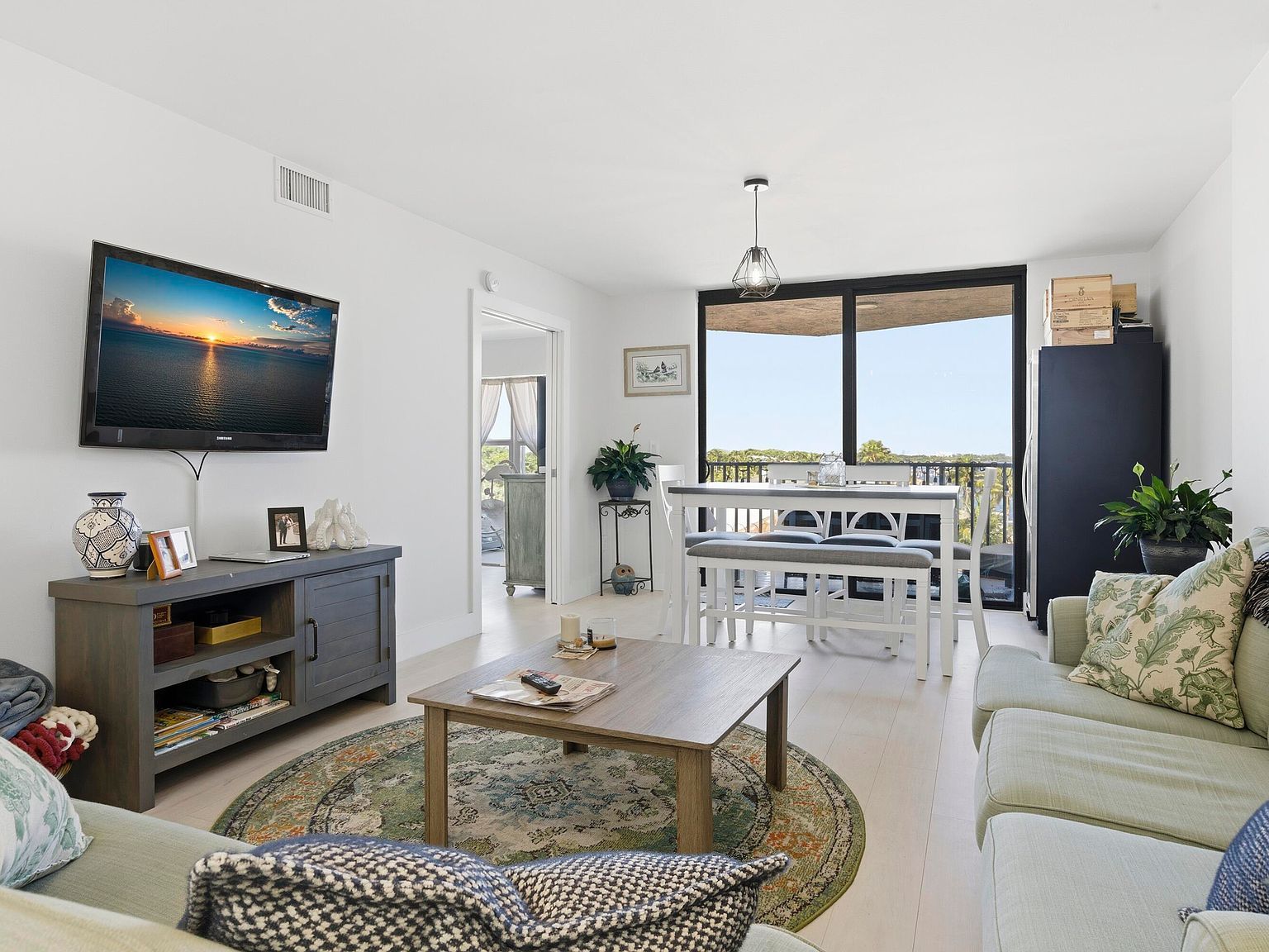 896 N Federal Hwy APT 523 Lantana, FL 33462  | Condominium