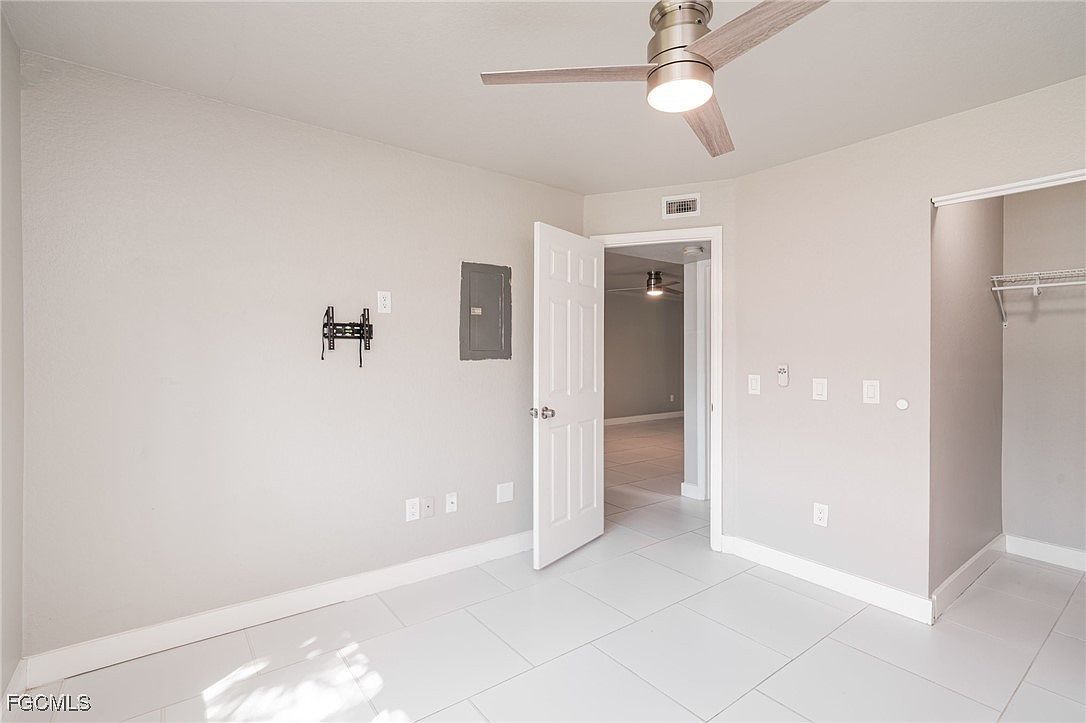25050 Sandhill Blvd #A4 Punta Gorda, FL 33983  | Condominium
