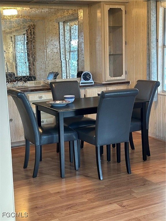 7 Elder St Alva, FL 33920  | Condominium