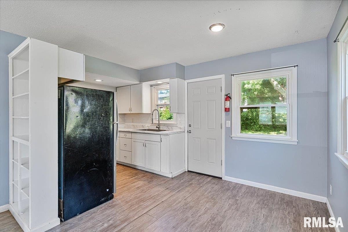 2704 Magnolia Dr Bettendorf, IA 52722  | Multi Family