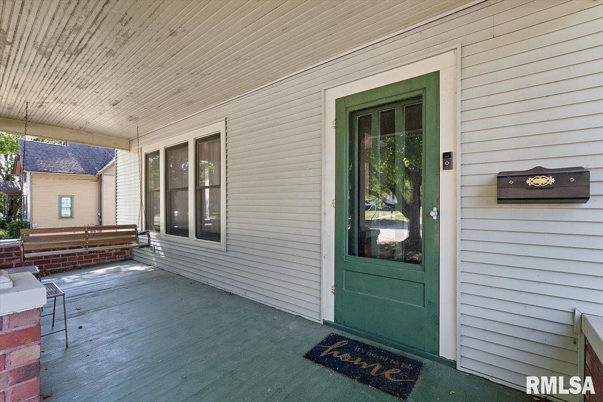 101 S Stewart St Geneseo, IL 61254 | Single Family