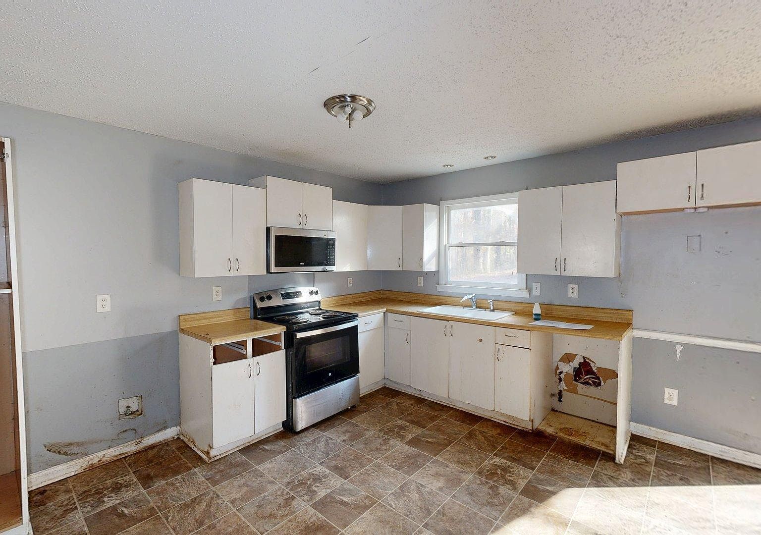 1225 Coppermine Rd Buchanan, GA 30113  | Single Family