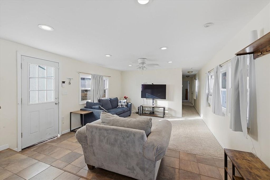 5 Alpine St Rockland, MA 02370 | New build