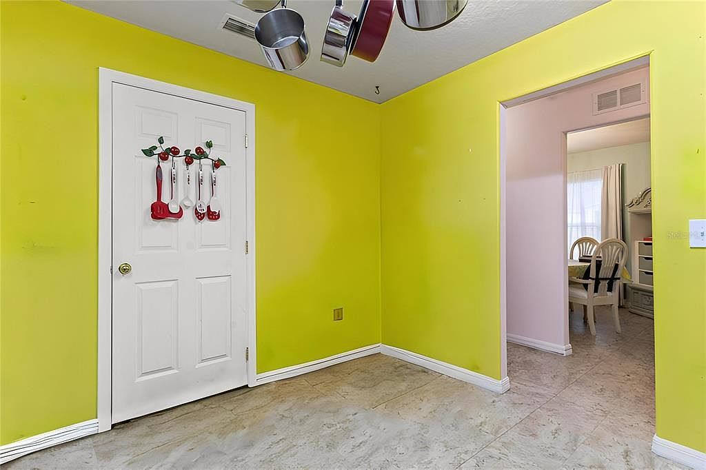 72 N Rooks Ave Inverness, FL 34453  | Single Family