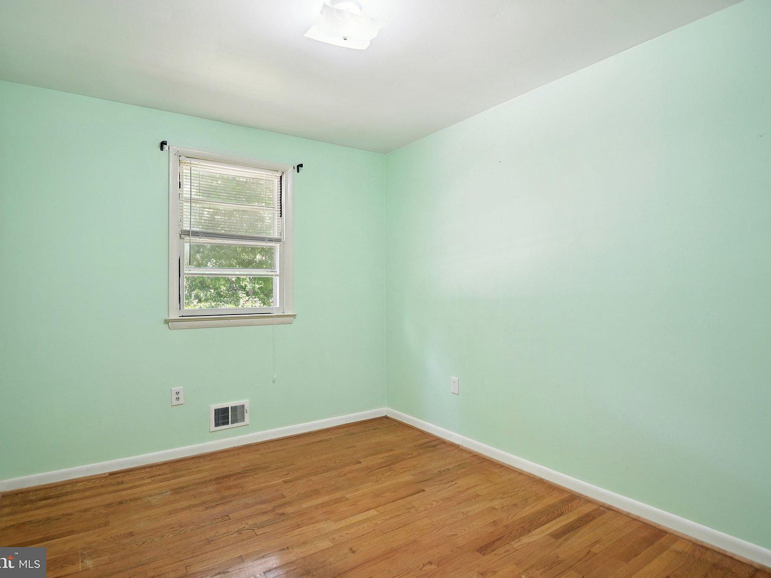 10850 Pam Dr Waldorf, MD 20603 | Single Family