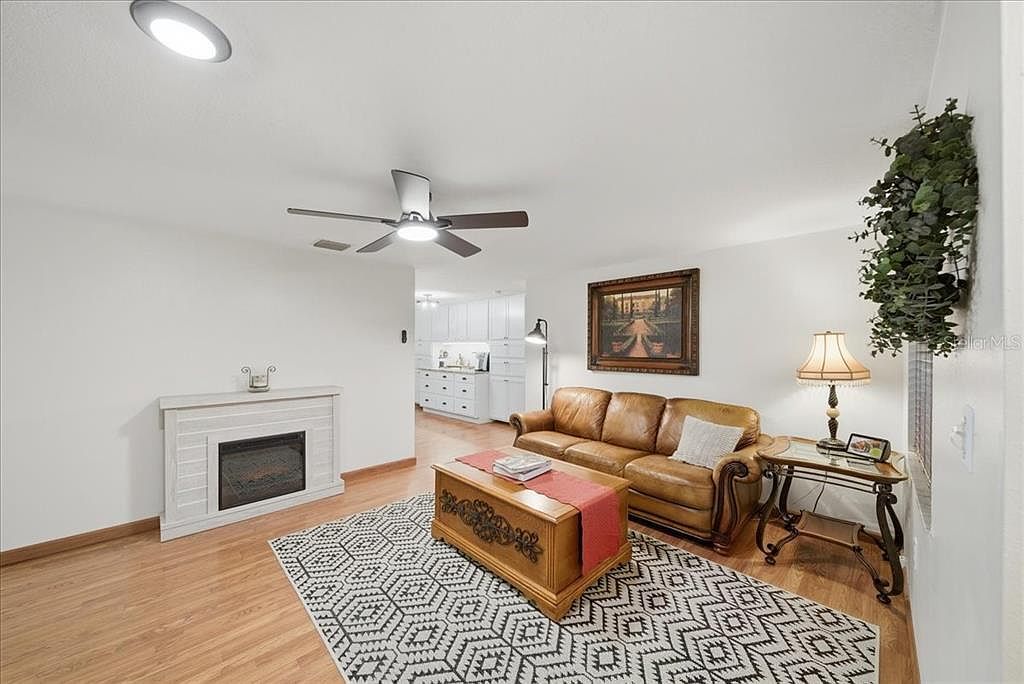 330 Falkland Rd Venice, FL 34293  | Single Family