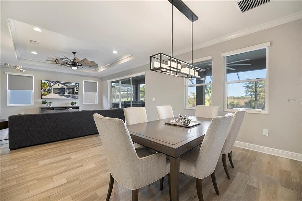 5616 Soft Skies Dr Sarasota, FL 34238  | Single Family