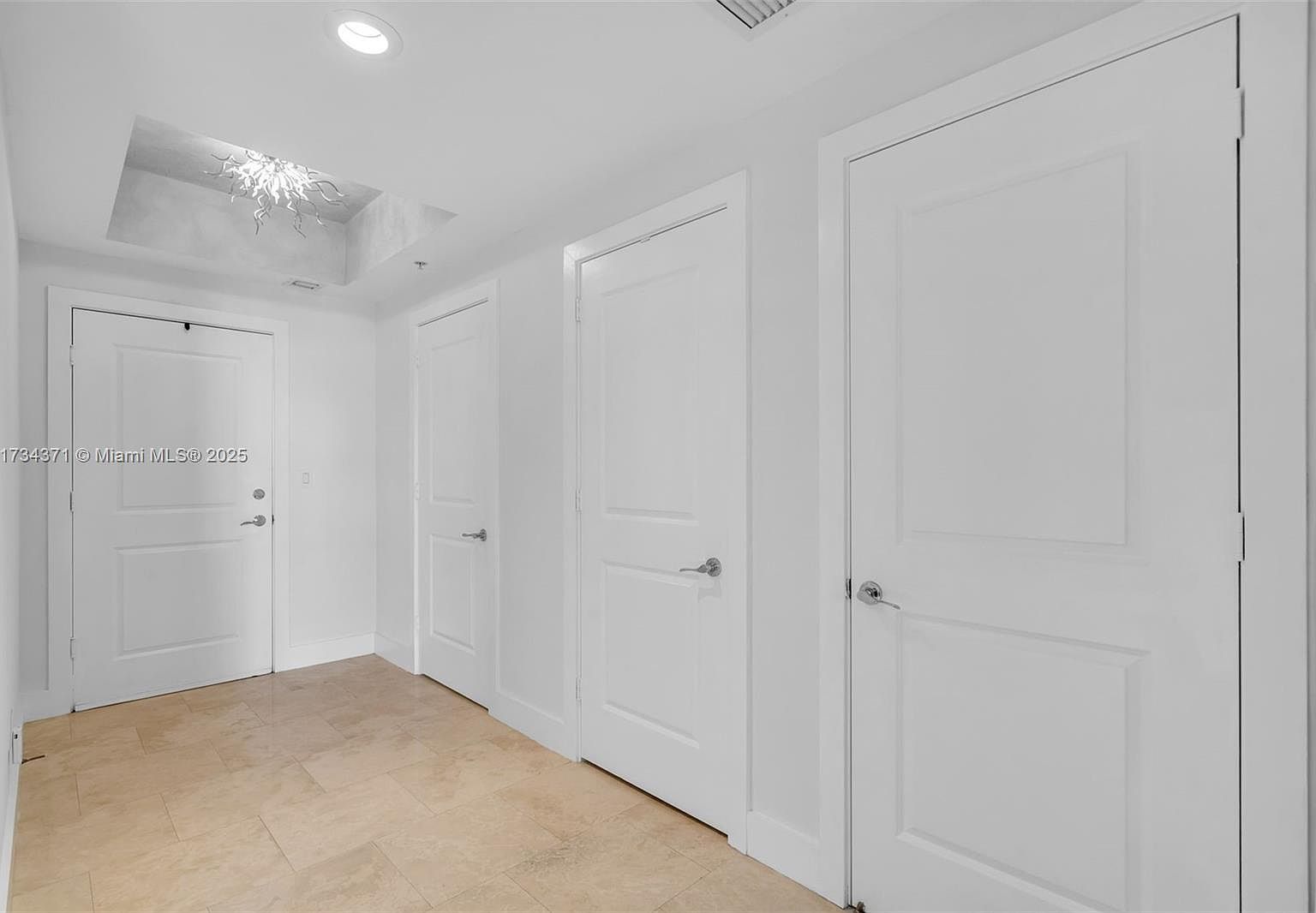 315 NE 3rd Ave APT 1804 Fort Lauderdale, FL 33301  | Condominium