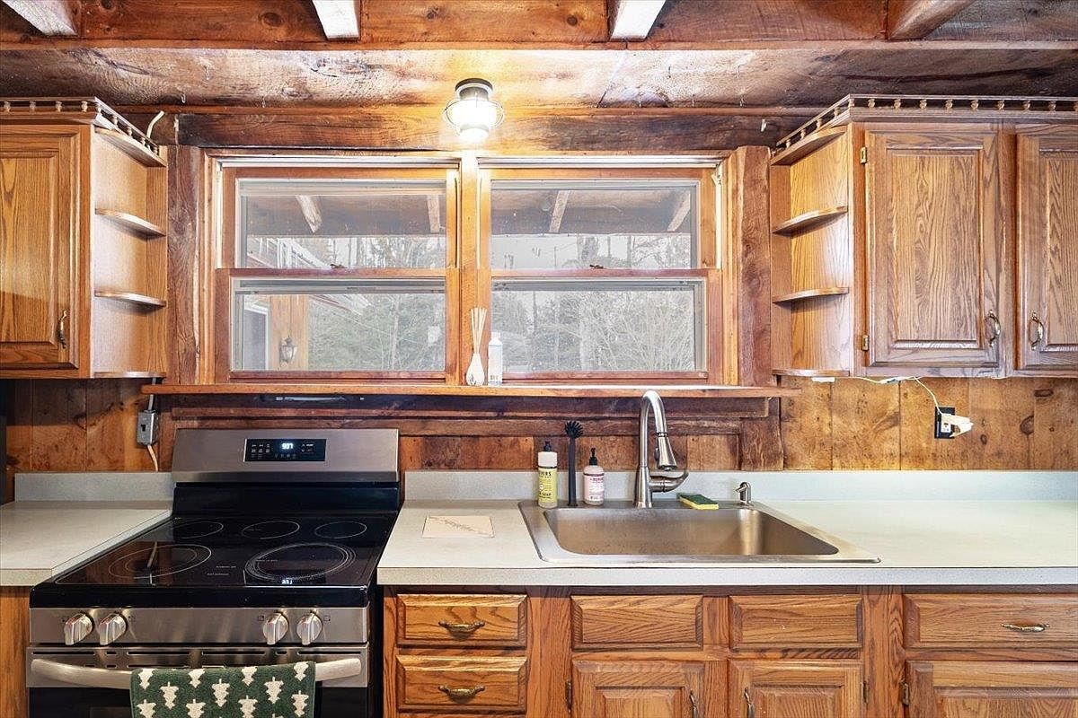 383 Jones Rd Franklin, VT 05457  | Single Family