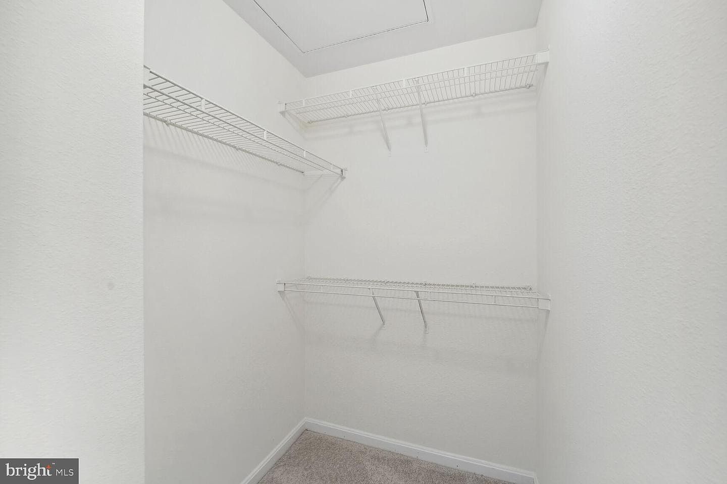 13040 Cabin Creek Rd #13040 Herndon, VA 20171 | New build