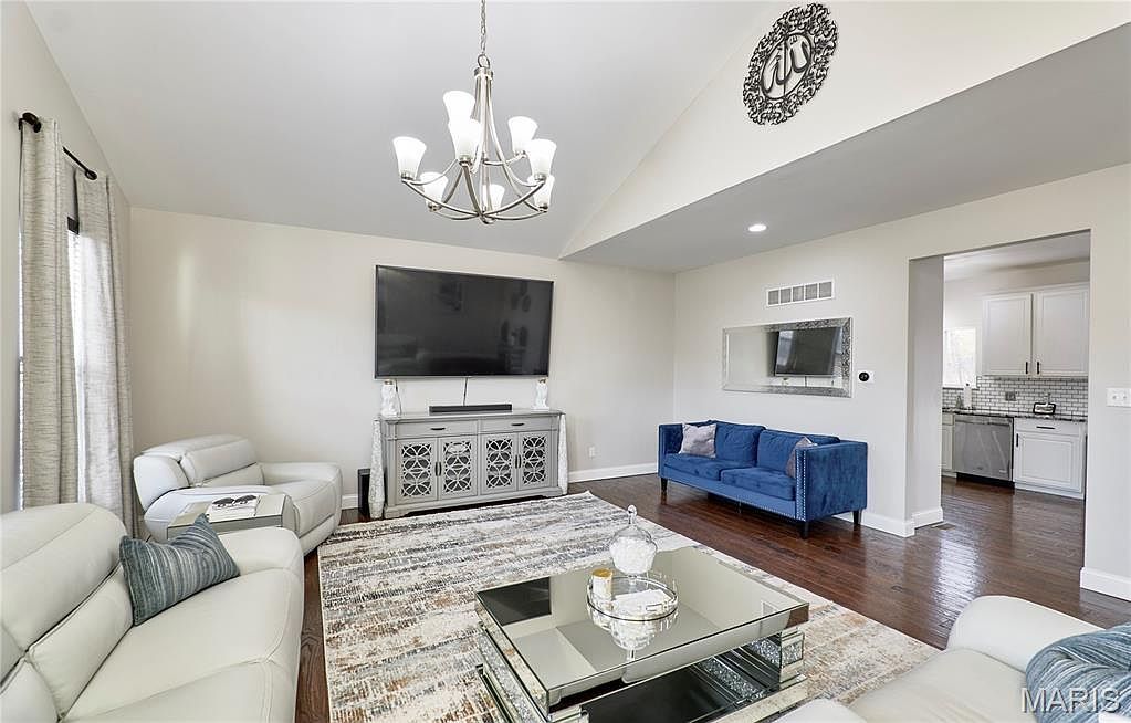 5451 Hagemann Pointe Dr Saint Louis, MO 63128 | Single Family