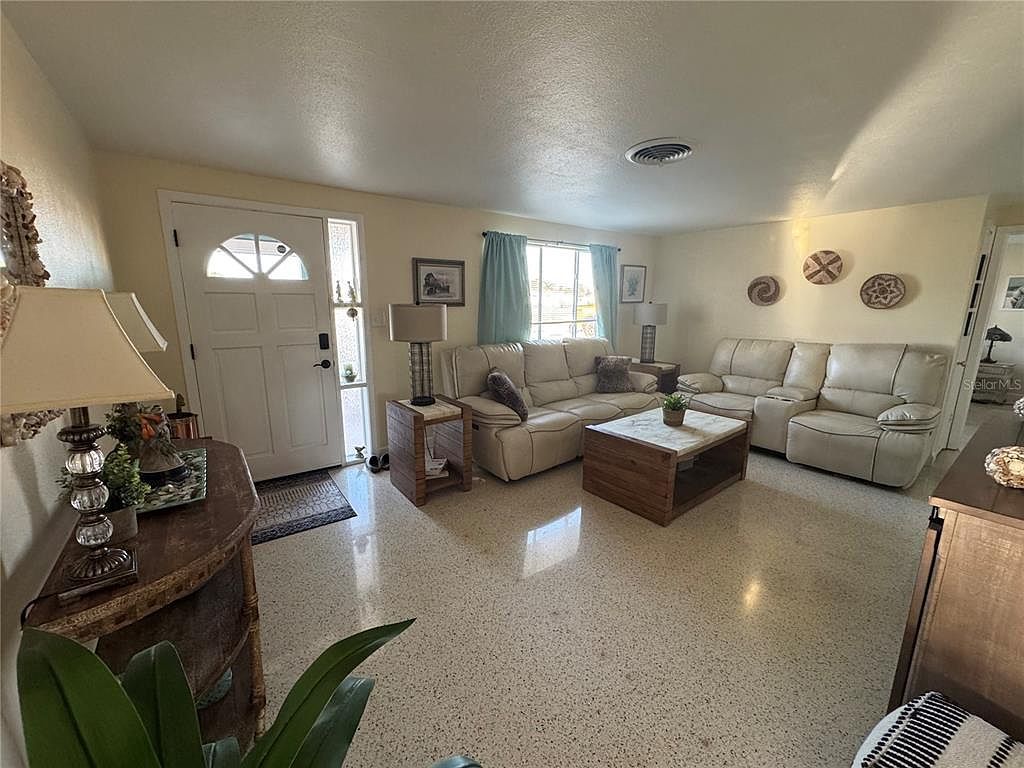 4940 Picture Ave Holiday, FL 34690  | Single Family