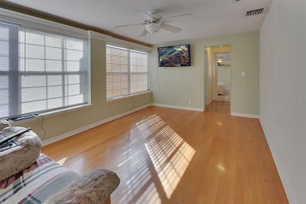 131 Lucerne Dr Debary, FL 32713  | Single Family