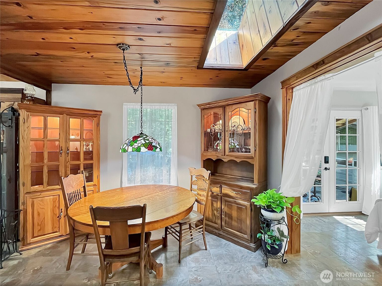 190 N Mount Jupiter Dr Hoodsport, WA 98548  | Single Family