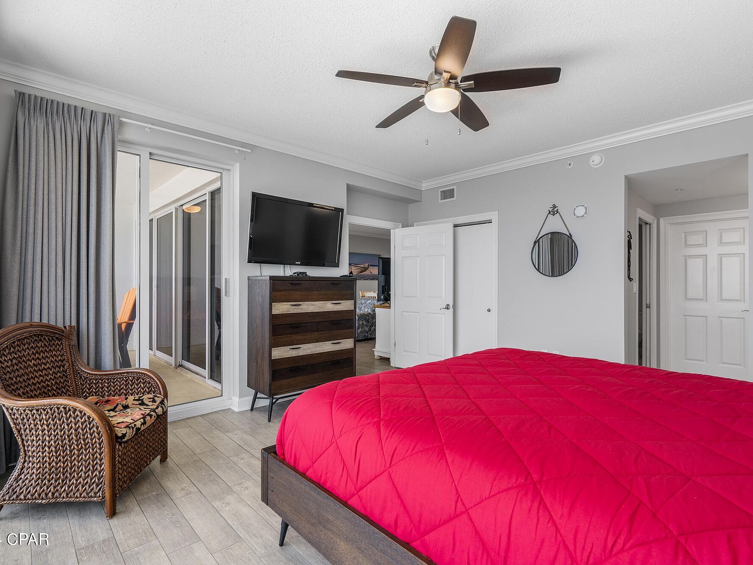 9450 Thomas Dr #2110B Panama City Beach, FL 32408  | Condominium