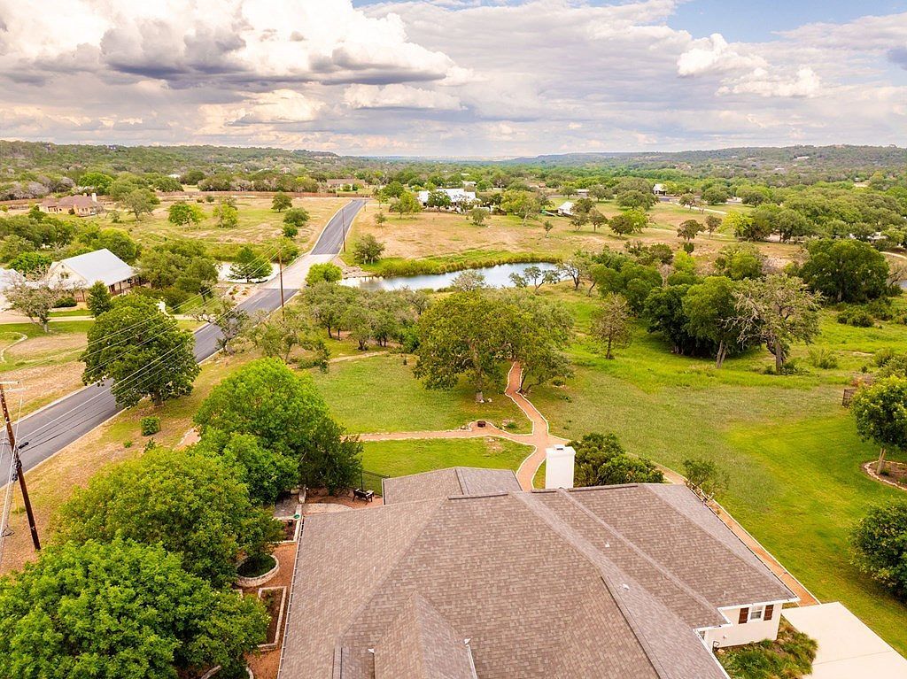 100 Glen Lakes Ct Ingram, TX 78025 | Single Family