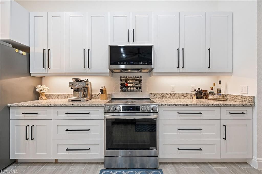 2939 Orange Grove Trl Naples, FL 34120  | Single Family