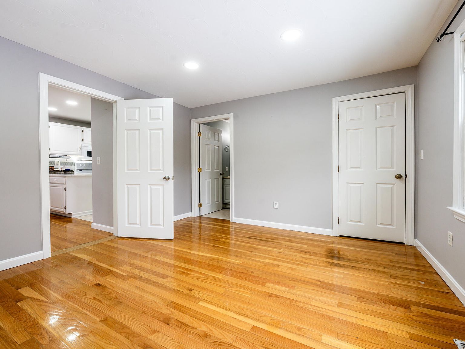 51 Larch Ln Centerville, MA 02632  | Single Family