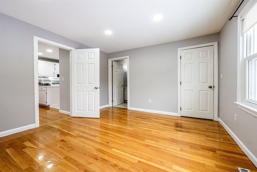 51 Larch Ln Barnstable, MA 02630  | Single Family