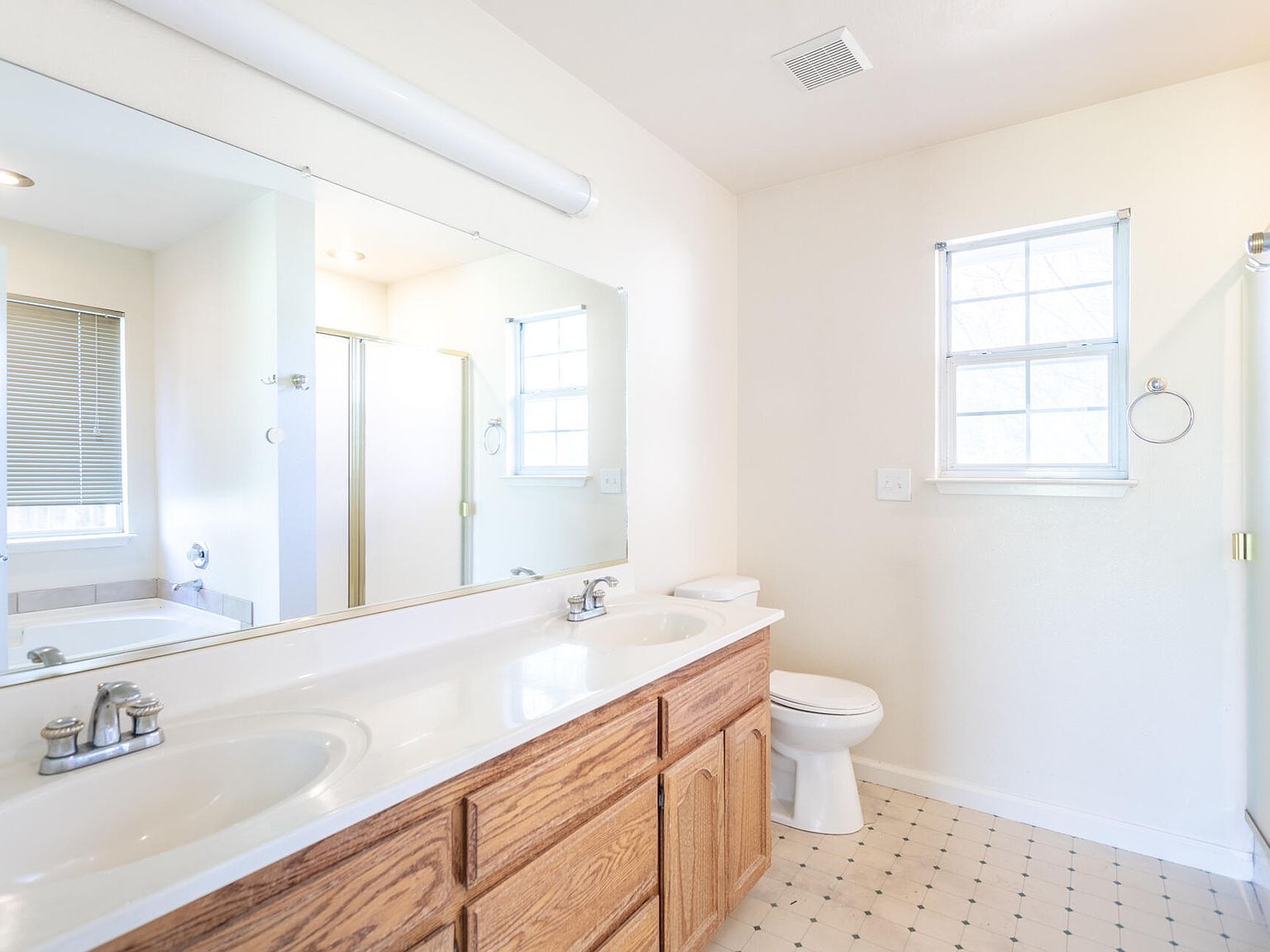 1783 Record Ln Redding, CA 96001 | Single Family