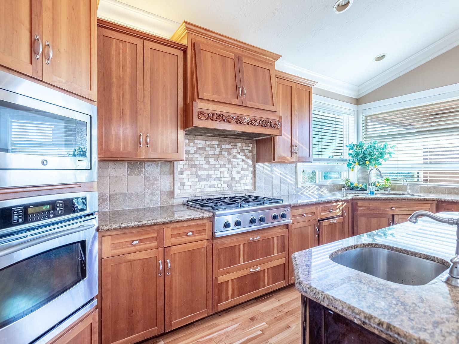 7775 Mule Town Rd Redding, CA 96001  | Single Family