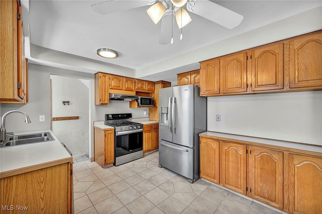 1767 Bellingham Rd Mayfield Heights, OH 44124 | Single Family