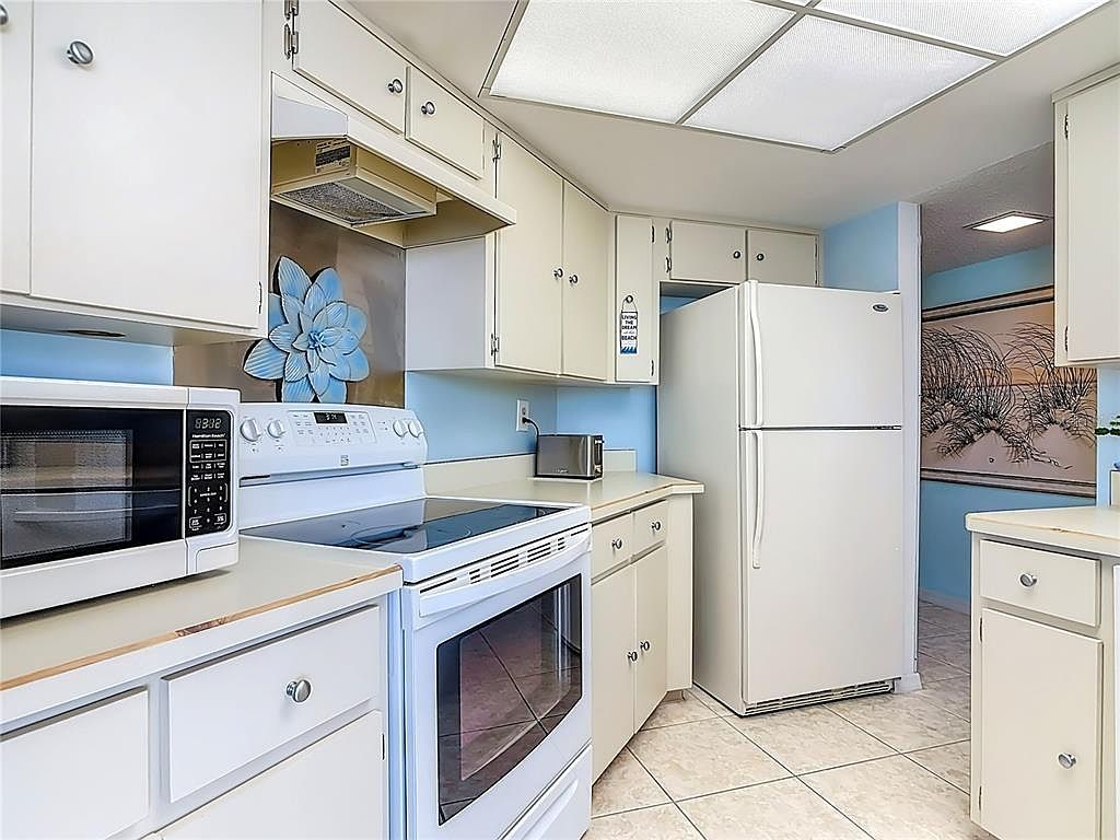 1 Oceans West Blvd APT 6A4 Daytona Beach Shores, FL 32118  | Condominium