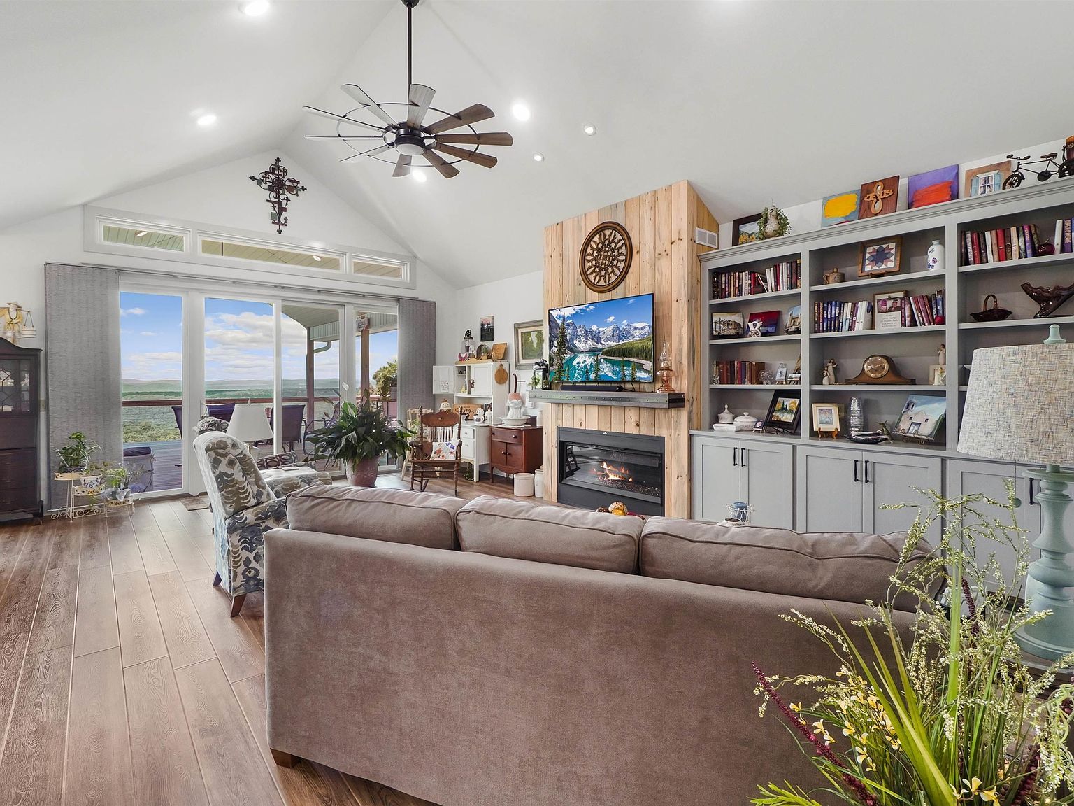 111 Moonlight Ln Quitman, AR 72131  | Single Family