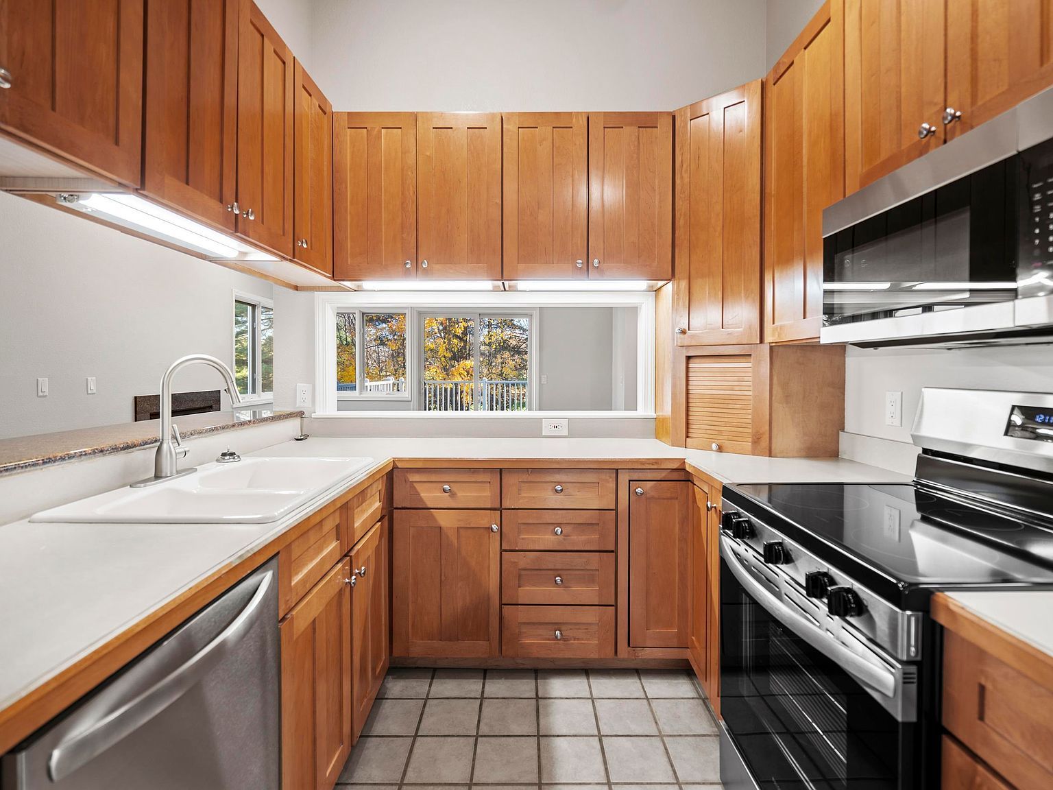 3756 Country Club Dr #9 Traverse City, MI 49684 | Condominium