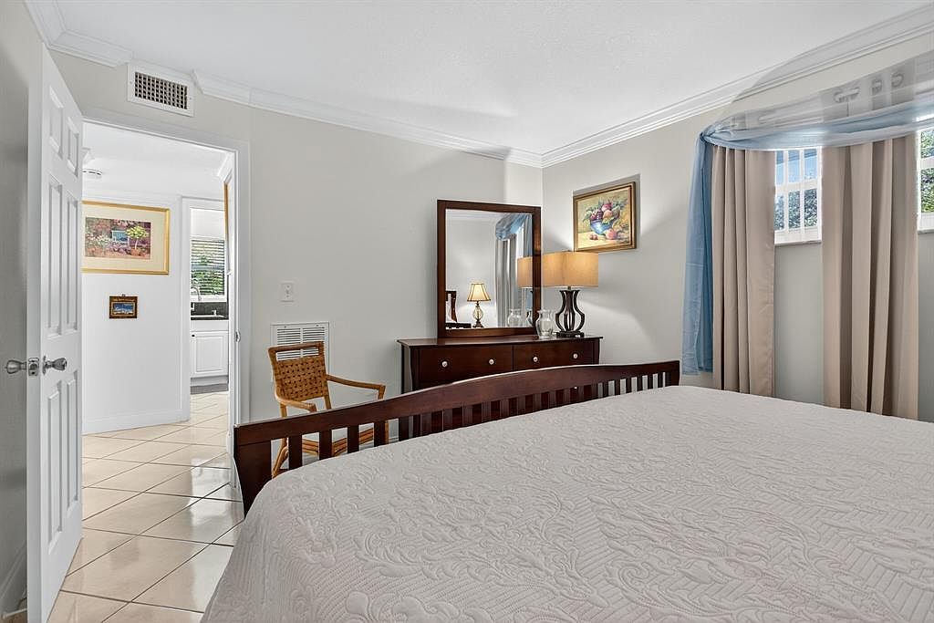 3551 Inverrary Dr APT 312 Lauderhill, FL 33319  | Condominium