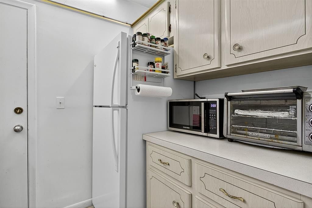 418 S Cypress Rd APT 110 Pompano Beach, FL 33060  | Condominium