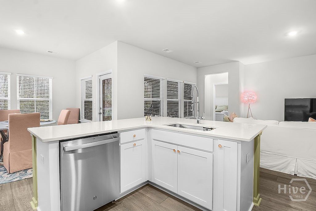 138 Binscombe Ln Pooler, GA 31322  | Single Family