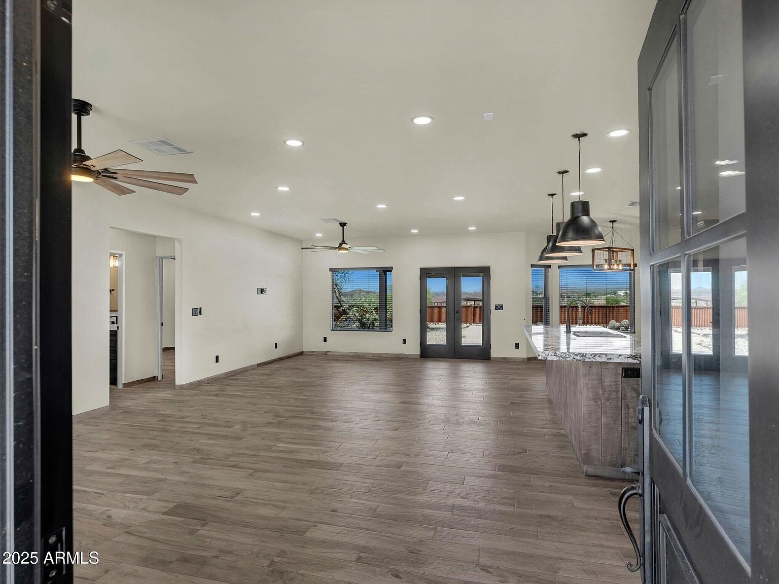 44635 N San Domingo Peak Trl Morristown, AZ 85342  | Single Family