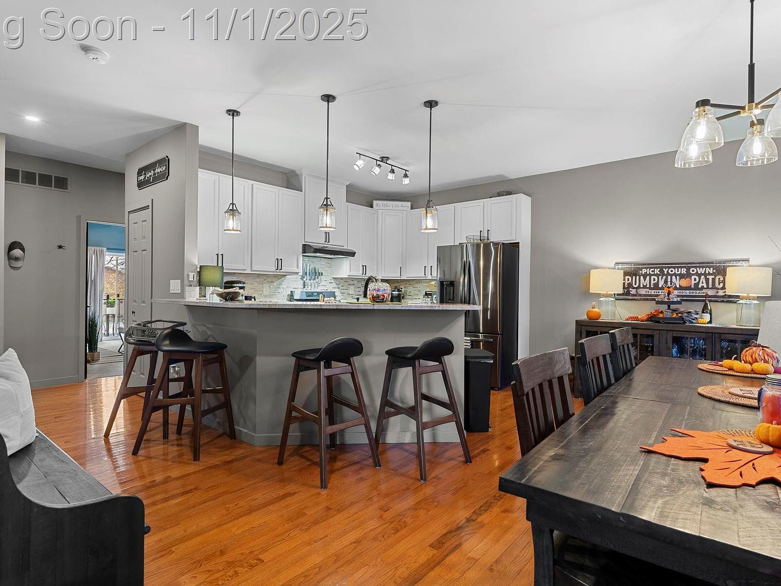 225 Oak St Wyandotte, MI 48192  | New build