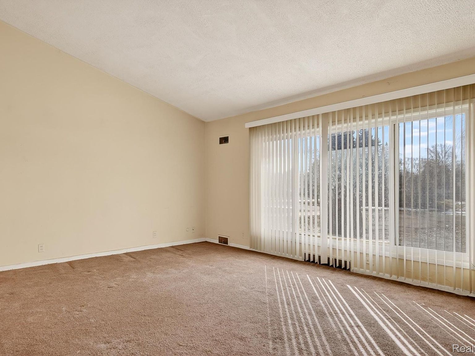 18444 Cornell Rd Southfield, MI 48075  | Single Family