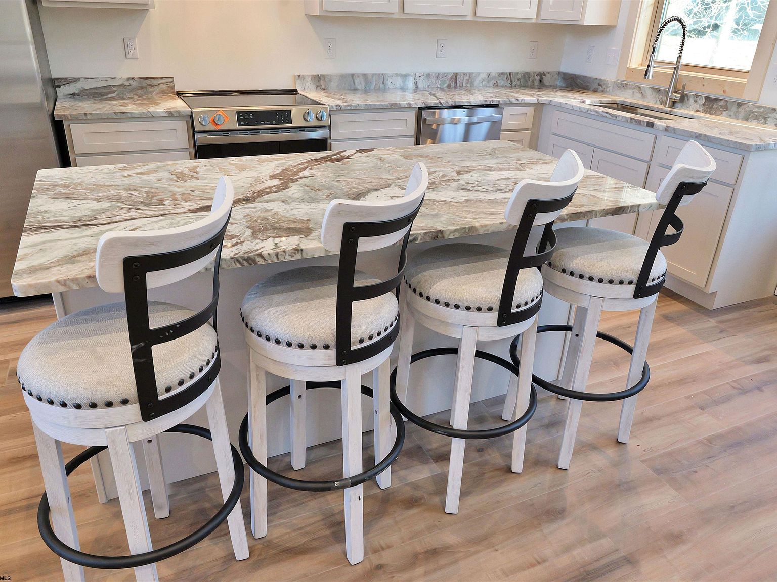 371 Goldfinch Ln Terra Alta, WV 26764  | Single Family