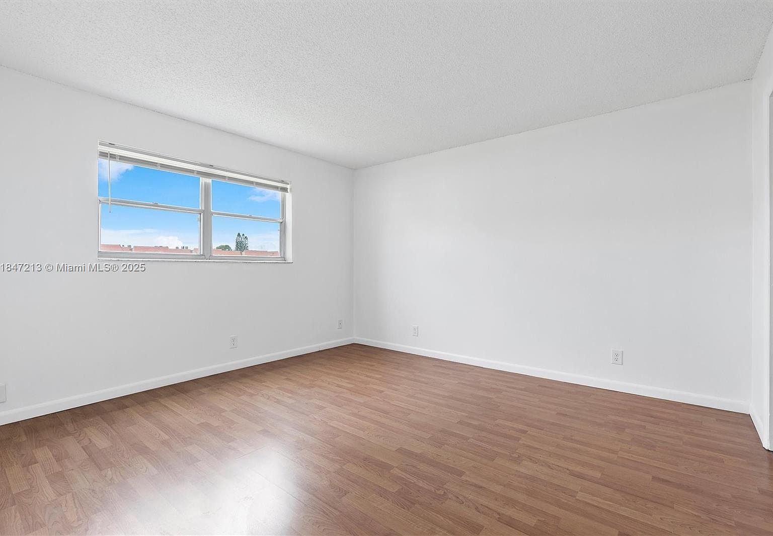 2800 Sunrise Lakes Dr W APT 202 Sunrise, FL 33322  | Condominium