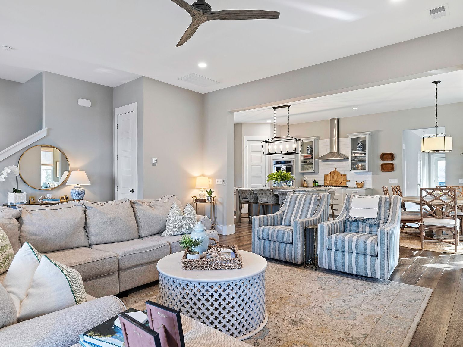 105 Bright Leaf Loop Summerville, SC 29486  | Single Family