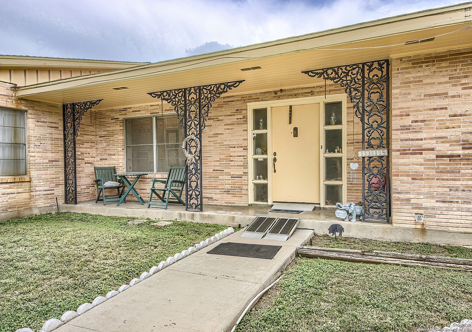 1315 Lockhill Selma Rd San Antonio, TX 78213  | Single Family