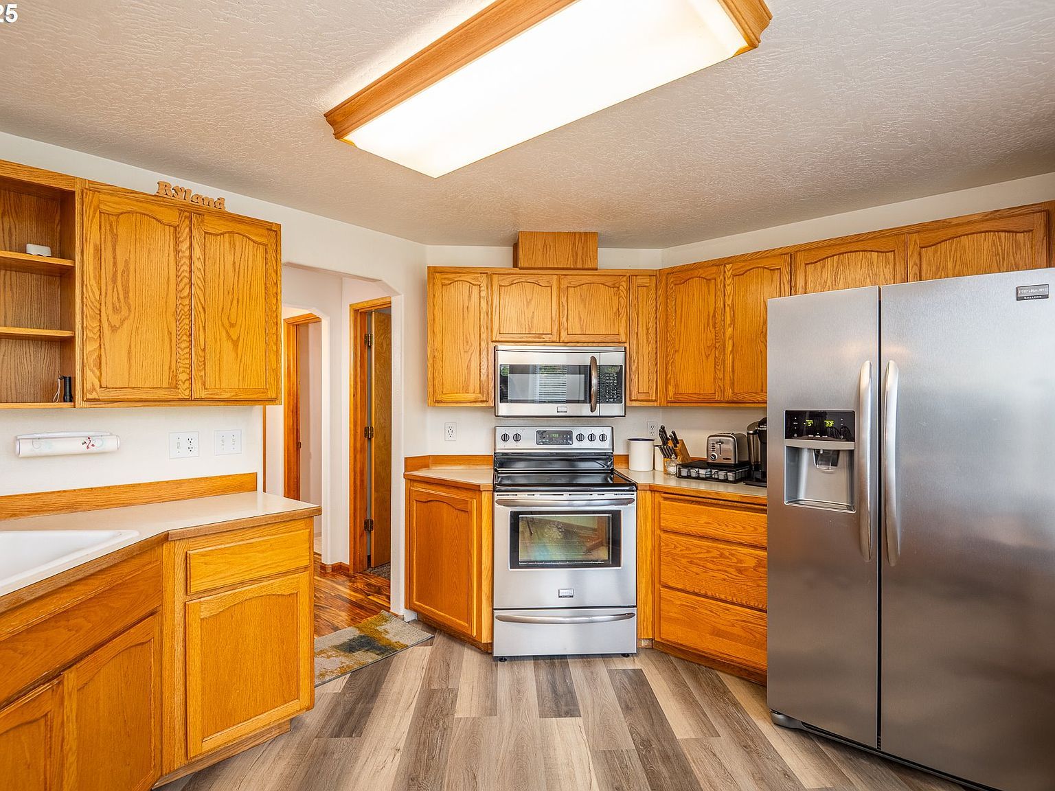 5282 Sugarpine Cir Eugene, OR 97402  | Single Family