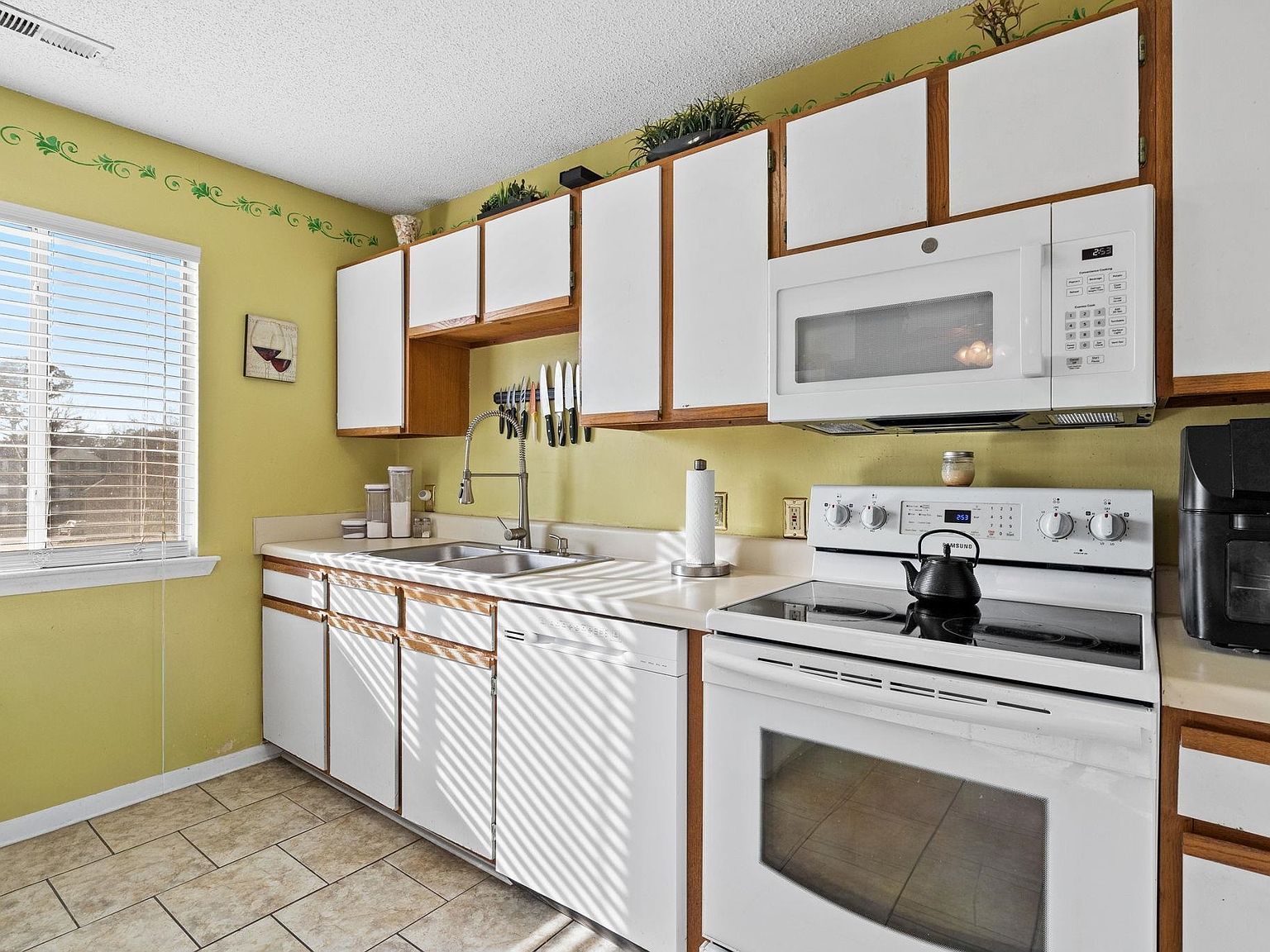 220 Myrtle Greens Dr APT I Conway, SC 29526 | Condominium