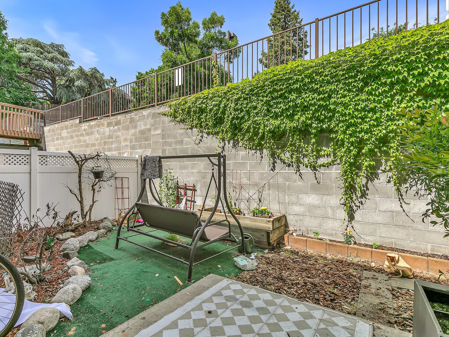 242 Grant St Ashland, OR 97520 | Condominium