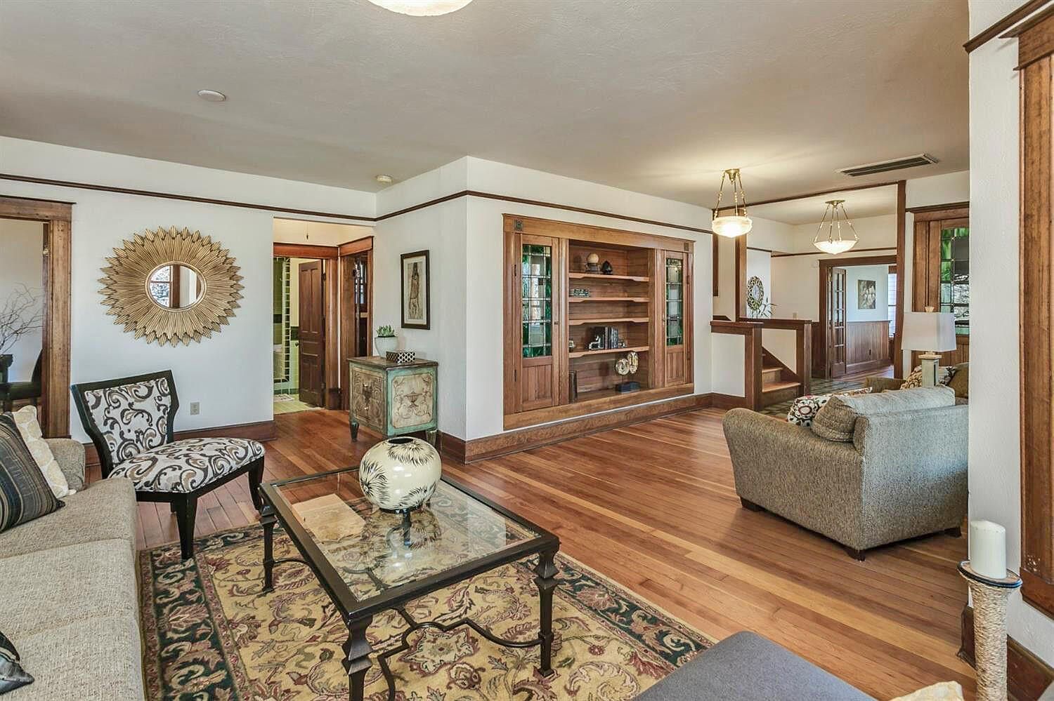 19 Gresham St Ashland, OR 97520  | Single Family