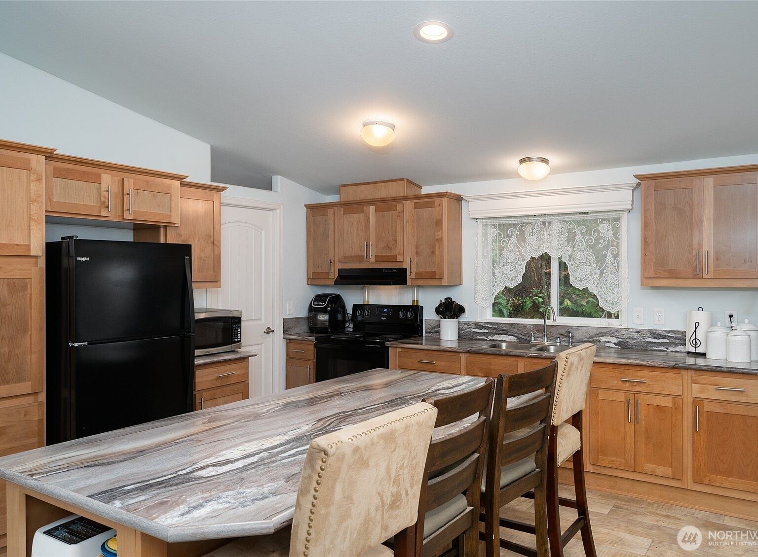 9054 W Pressentin Dr Concrete, WA 98237 | New build